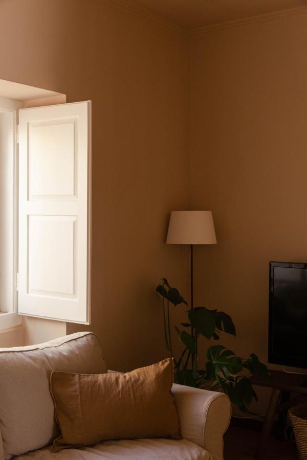 Azenhas Do Mar Roadside House Villa Colares Luaran gambar